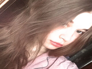 girl topless chat TinishaDubbert