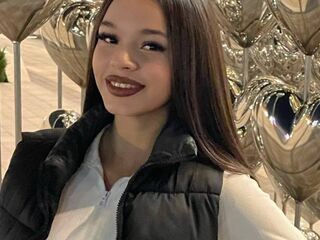 beautiful camgirl TrishEmbury