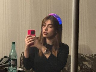 naked girl with webcam fingering pussy ViviEne