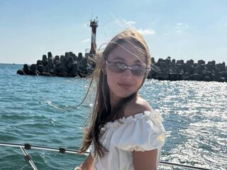 porn webcam YaekoBrowers