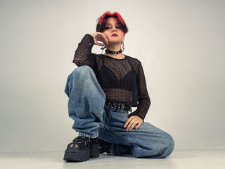 naked cam chatroom YuuMiko