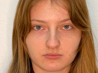 hot strip tease cam ZellaCarwin