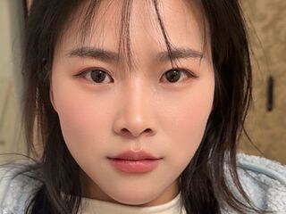 girl showing pussy miaomiao